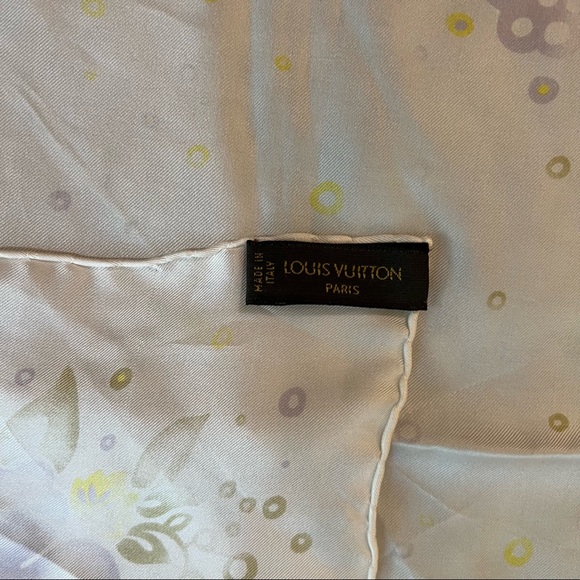 LOUIS VUITTON authentic scarf - Picture 4 of 4